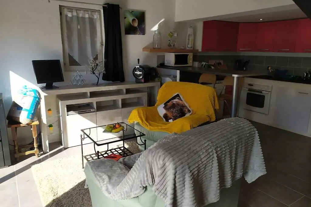 Appartement Studio au calme situé au cœur du Var à Fayence