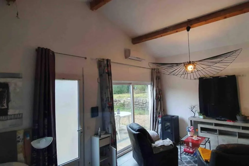 Appartement Studio au calme situé au cœur du Var à Fayence