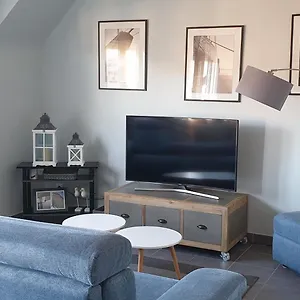 Port De La Houle - Beau 3 Pièces Avec Garage Privé , Cancale France
